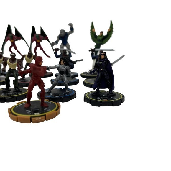 Wiz Kids Heroclix Mixed Lot of 22 Marvel & DC Superhero Infinity Challenge Figs - Picture 4 of 9